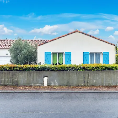 Prázdninový dům Maison Avec Grand Jardin LʼAiguillon-sur-Vie